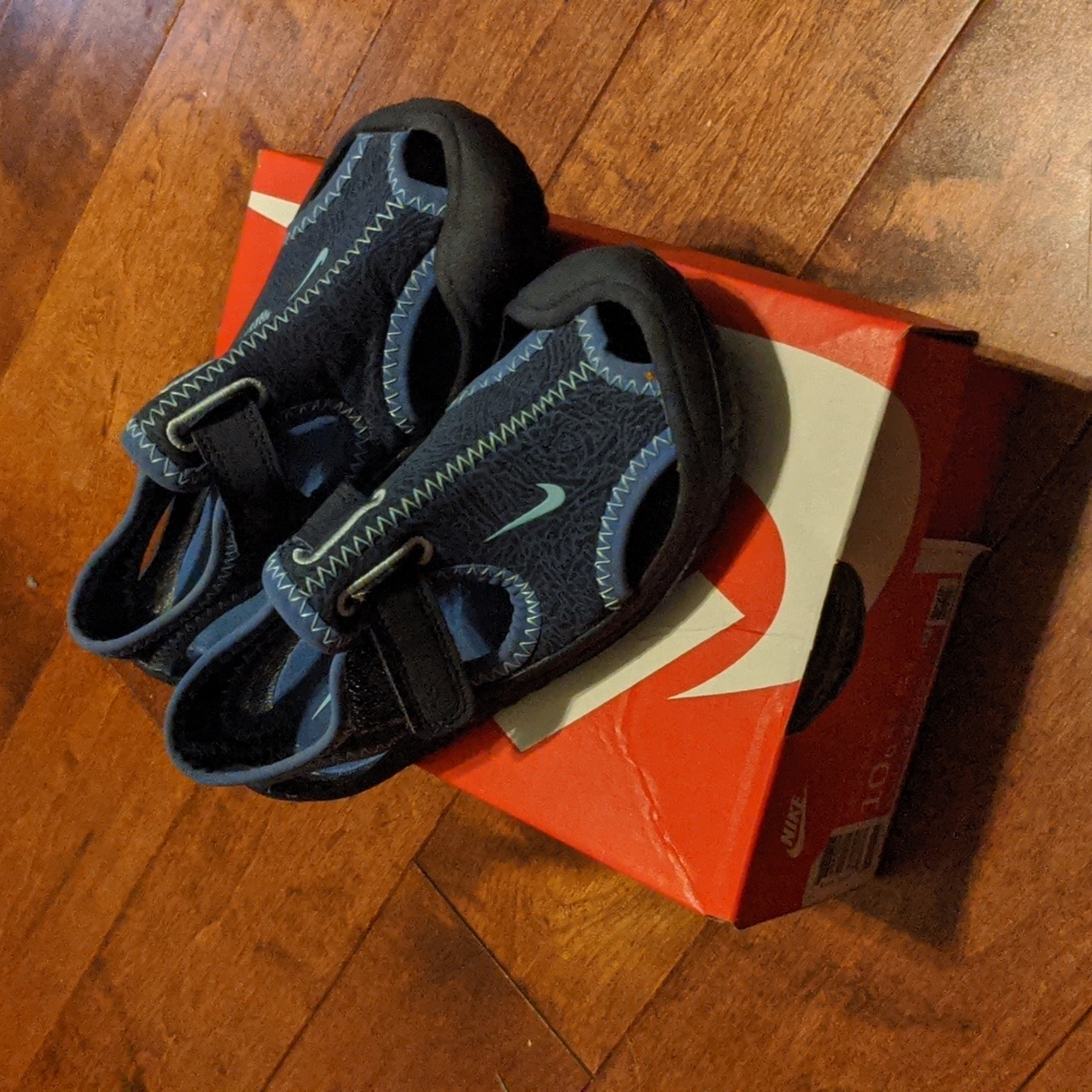 Toddler Boys Nike sandals